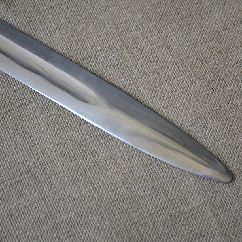 Hand-Forged Norman Sword with Almond Pommel – Spring Steel Blade, Leather-Wrapped Handle, Authentic Medieval Design